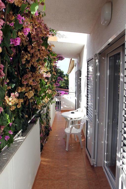 Apartments J&R Babara Biograd Na Moru Δωμάτιο φωτογραφία